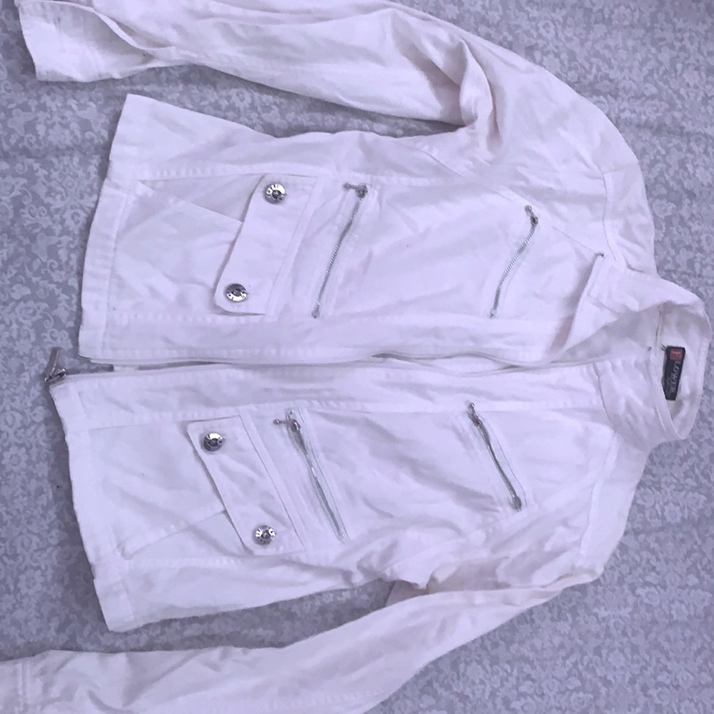 Beautiful white light jean jacket